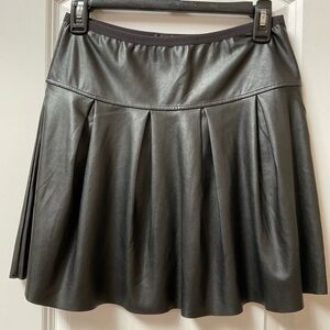 Wilfred Free Faux Leather Skirt